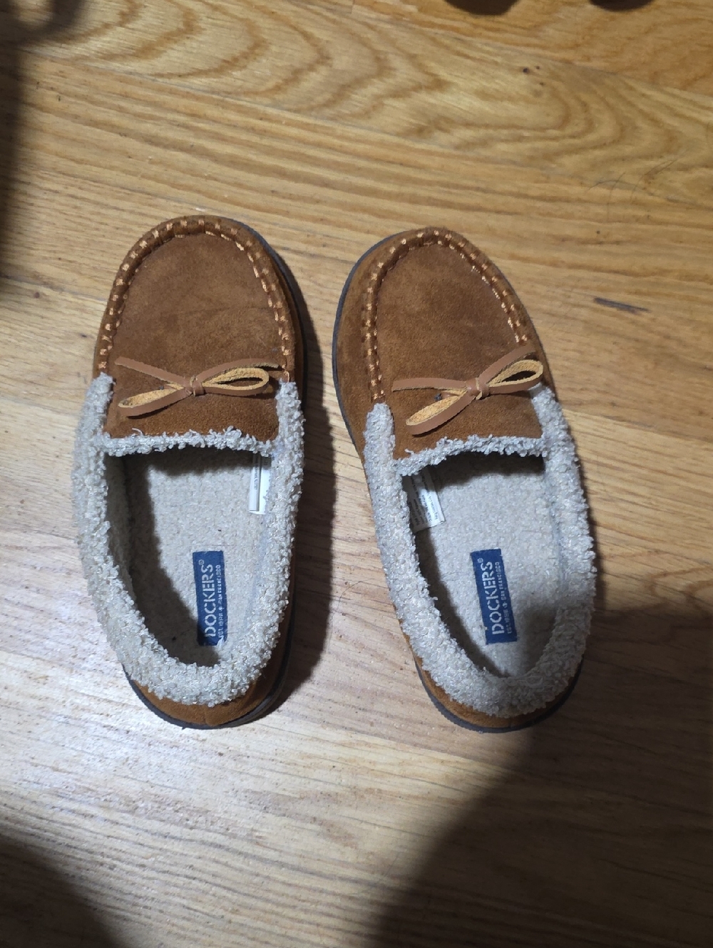 Dockers Brown Suede Sherpa Moccasin Slippers with Bow